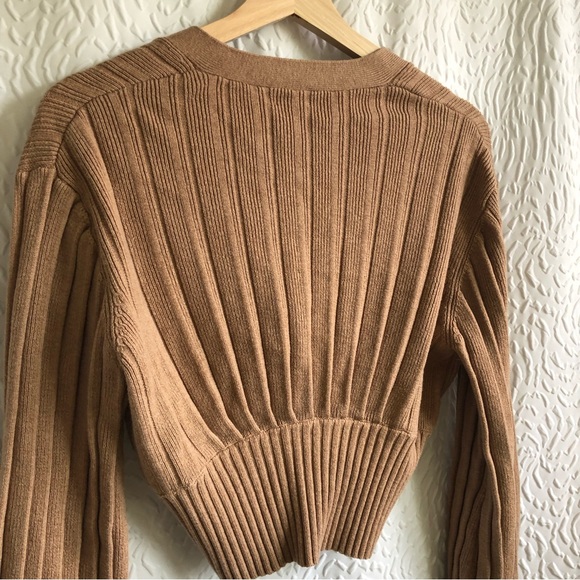 Aritzia Wilfred Tan Plunge Front Cardigan Cropped V-neck Merino Wool Sweater - Picture 7 of 12
